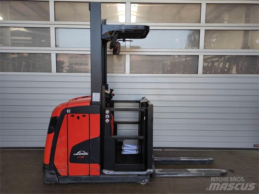 Linde V10-02 Visokodvižni komisionirni viličar