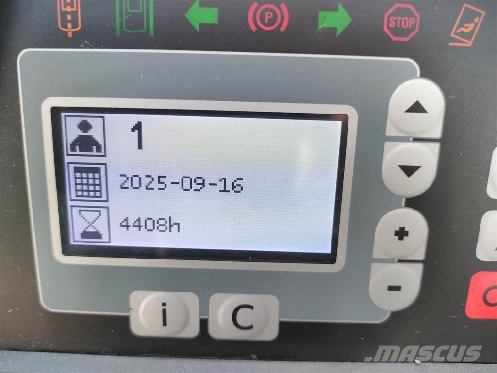 Toyota RRE160HH Viličarji s pomičnim teleskopom