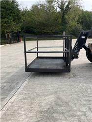 Manitou Access Basket