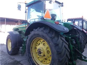 John Deere 8320