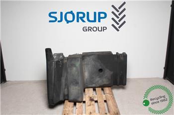 John Deere 6920 Fuel tank