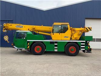 Liebherr LTM1030-2