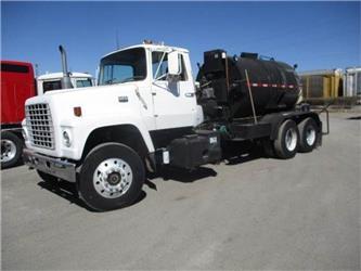Ford L9000