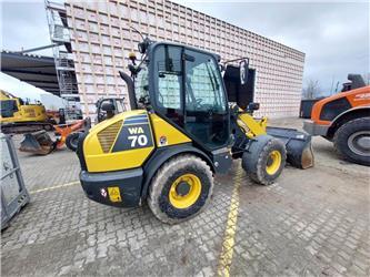 Komatsu WA70-7