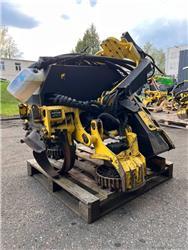 John Deere H414