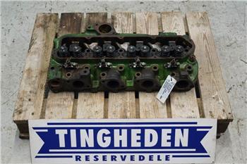 John Deere 4239