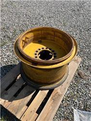 Komatsu WA 320 Felge rim