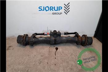 Komatsu PW148-8 Front Axle