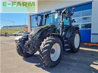 Valtra g135 versu