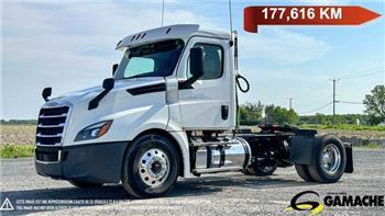Freightliner CASCADIA PT126DC DAY CAB