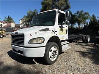 Freightliner M2 106