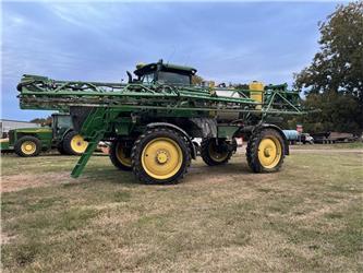 John Deere R4038