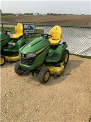 John Deere X590