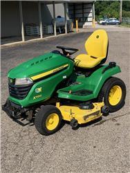 John Deere X590