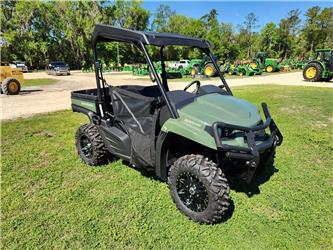 John Deere XUV590M