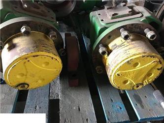 John Deere 3415 - Obudowa Mostu