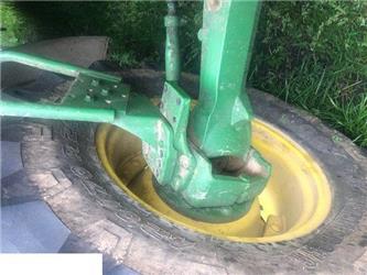 John Deere 6400 - Półoś