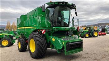 John Deere S770