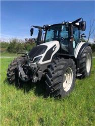 Valtra G135 VERSU