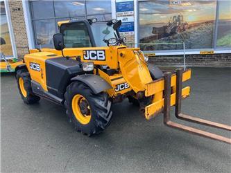 JCB 525-60