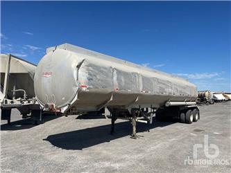 Fruehauf 9500 gal T/A