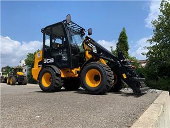 JCB 403 Agri Plus