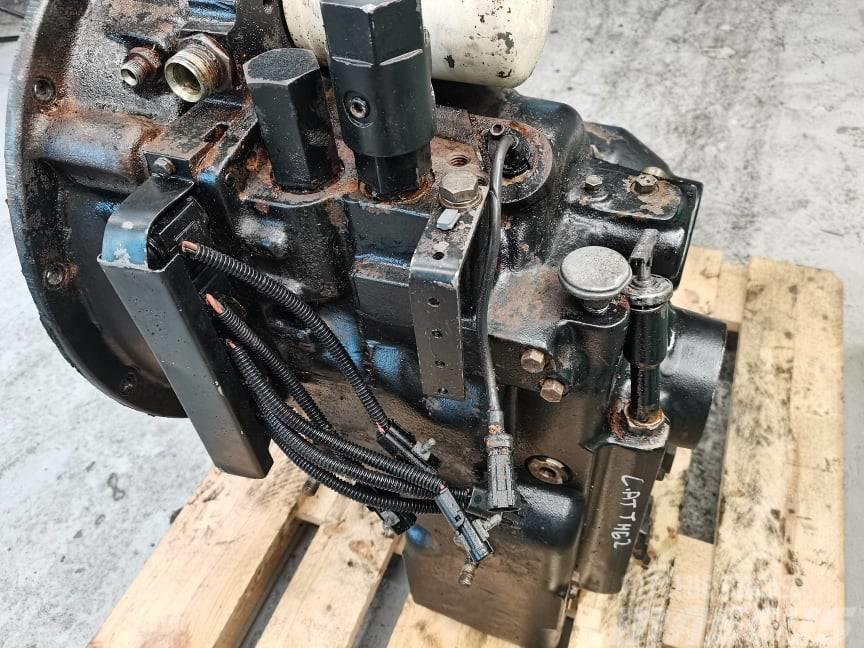 TR 250 {Clark-Hurth} gearbox Menjalnik