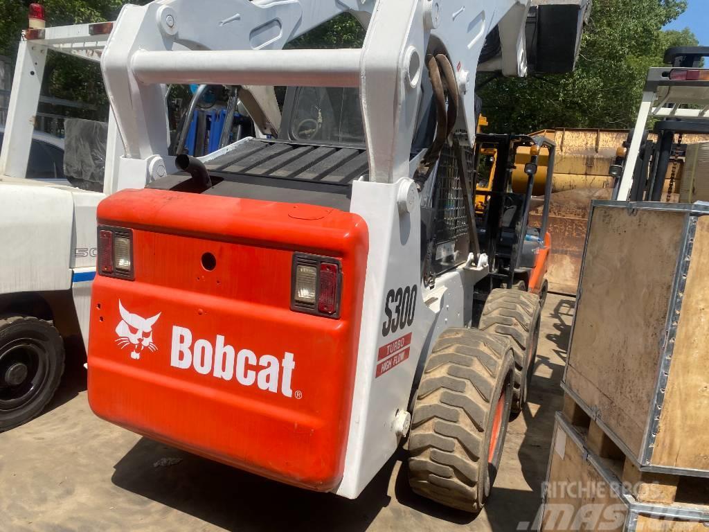 Bobcat S 300 Skid steer mini nakladalci