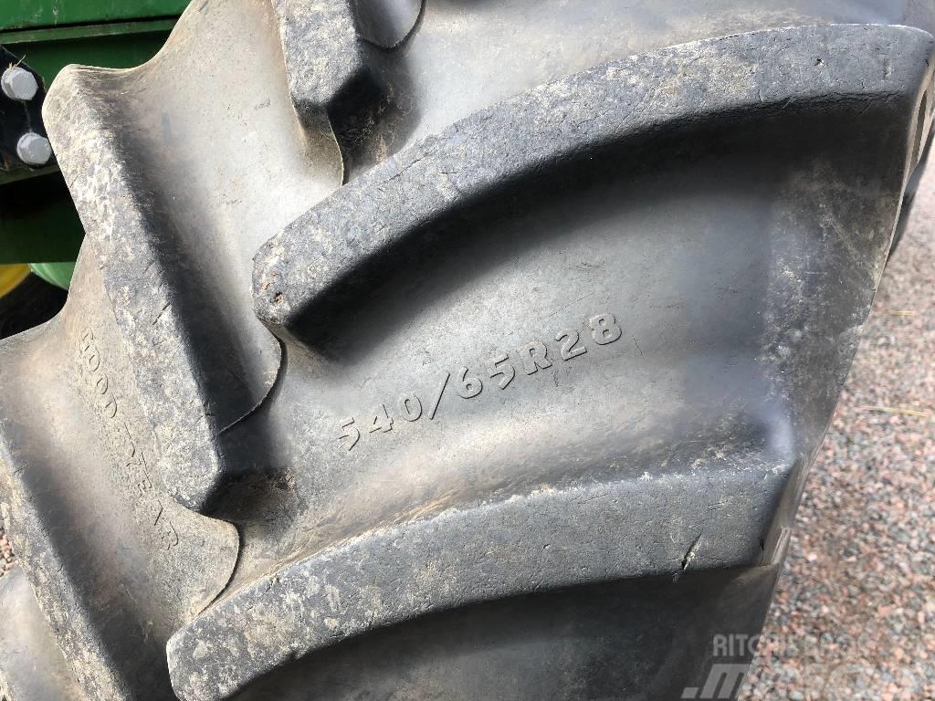 John Deere 6900 Dismantled: only spare parts Traktorji