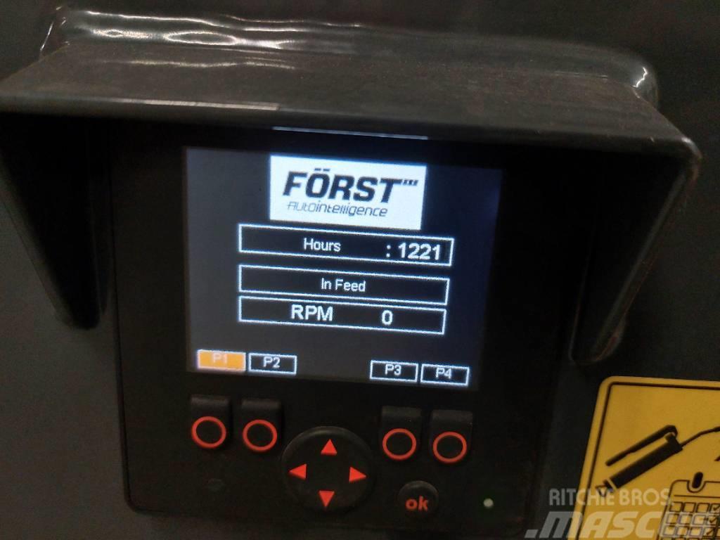 Forst TR8 | 2019 | 1221 Hours Drobilci lesa