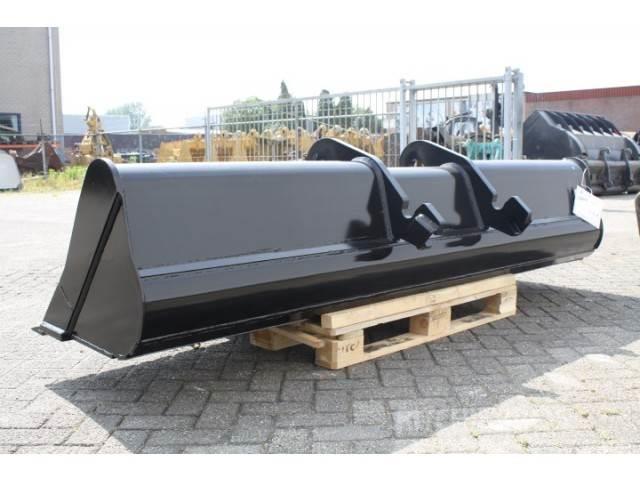 CAT Ditch Cleaning Bucket DC 2 2800 0.71 Žlice