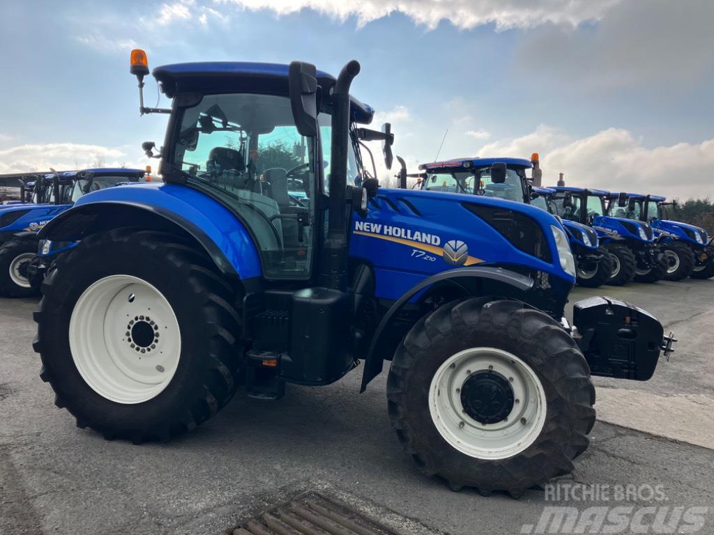 New Holland T7.210 Traktorji