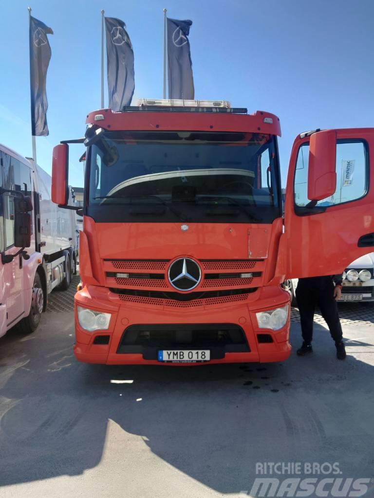 Mercedes-Benz Antos 2832 Kranbil Tovornjaki s kesonom/platojem
