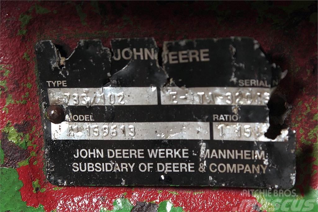 John Deere 6420 Disassembled front axle Menjalnik