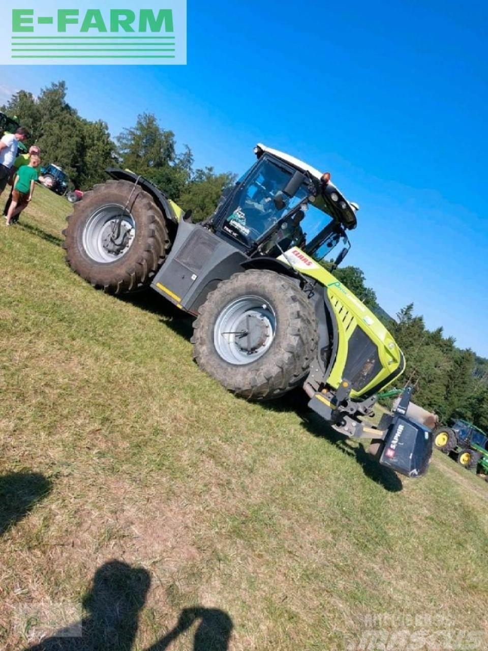 CLAAS xerion 4000 vc Traktorji
