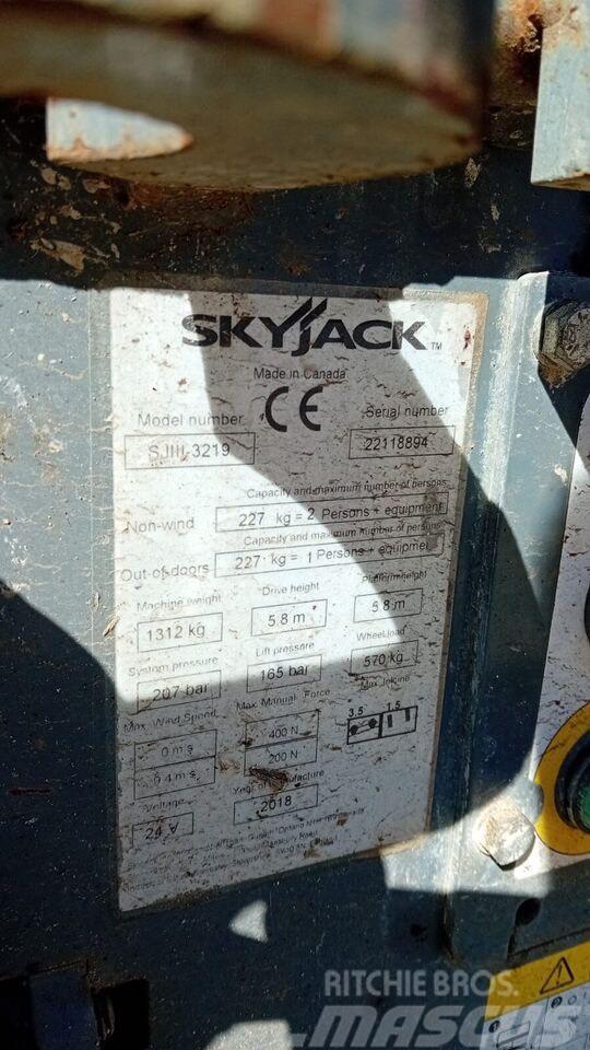 SkyJack SJ 3219 Škarjaste dvižne ploščadi