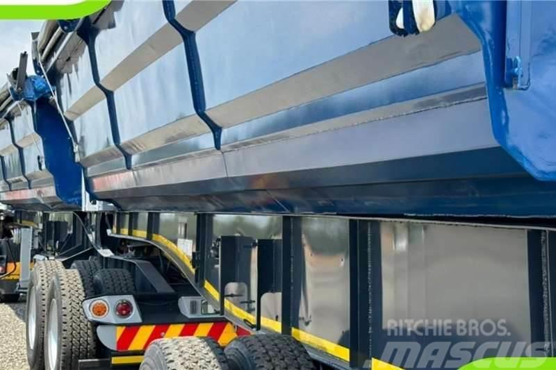 Sa Truck Bodies 2013 SA Truck Bodies 45m3 Side Tipper Druge prikolice