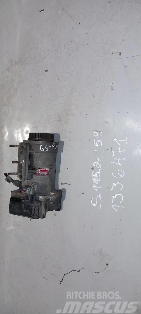 Scania R144.530 main brake valve 1336471 Zavore