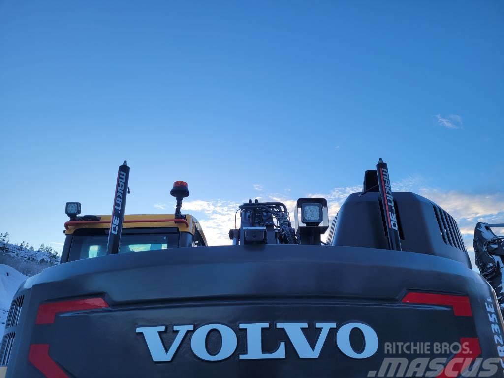 Volvo ECR235EL Makin 3D Säljes/For Sale Bagri goseničarji