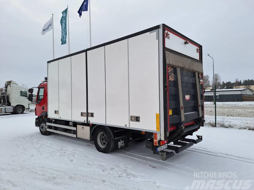 Volvo FL skåp med Öppningsbar sida Tovornjaki zabojniki