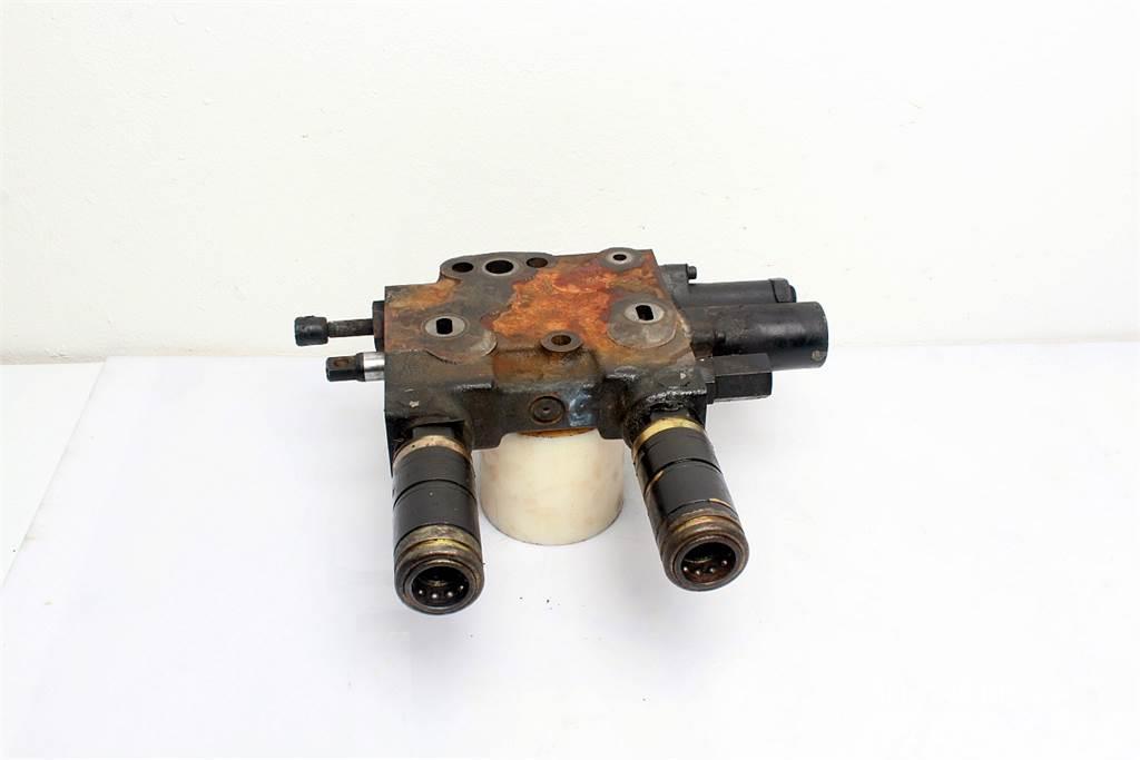 Case IH MX100C Remote control valve Hidravlika