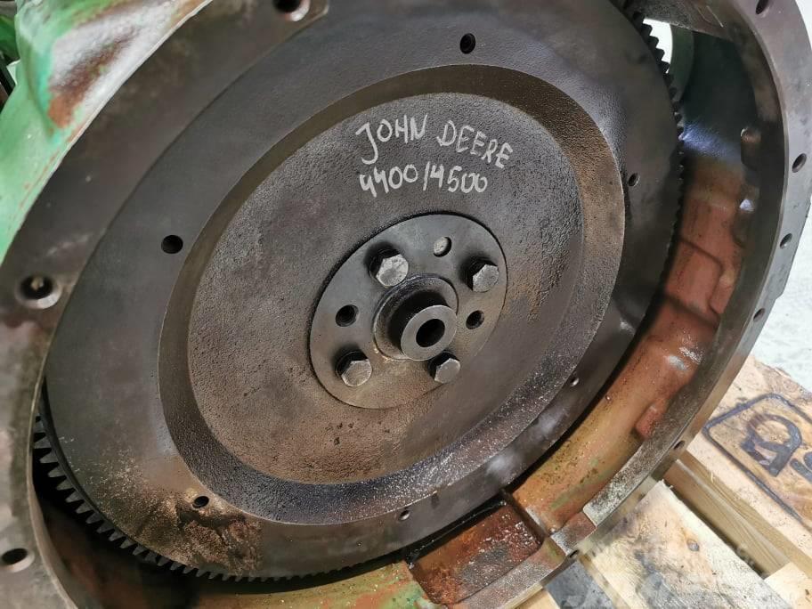John Deere 4400 {J.D 4039TF}  flywheel Motorji