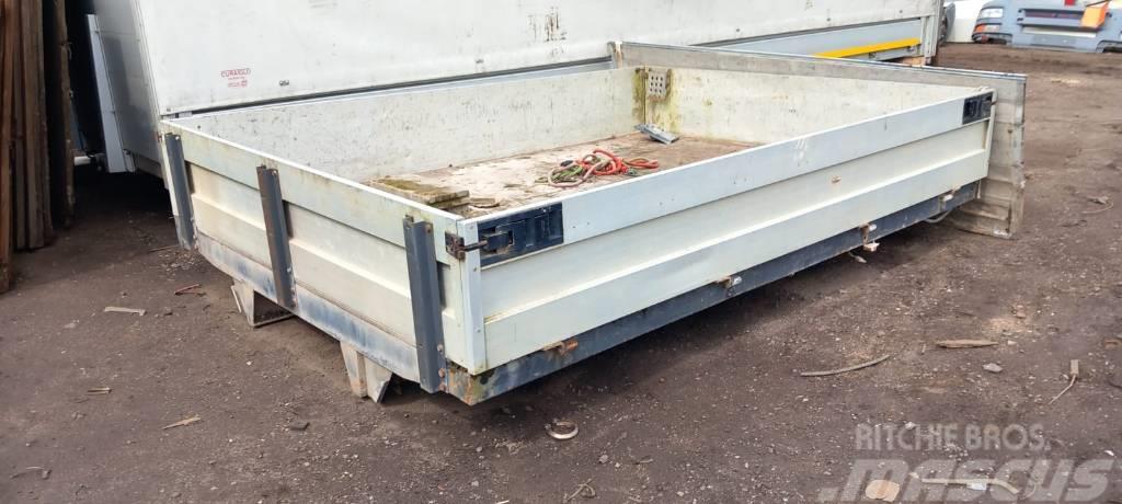 Van Hool box for cargo Druge komponente