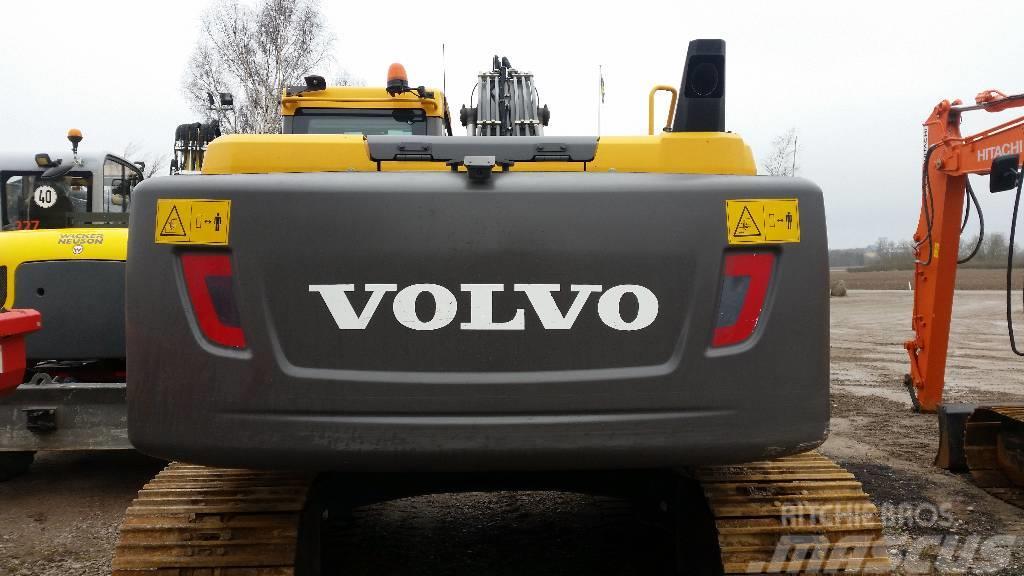 Volvo EC 300 E , Uthyres Bagri goseničarji