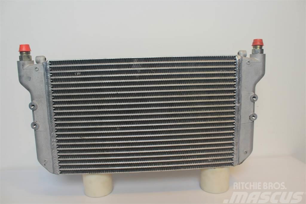 Valtra T234 Oil Cooler Motorji