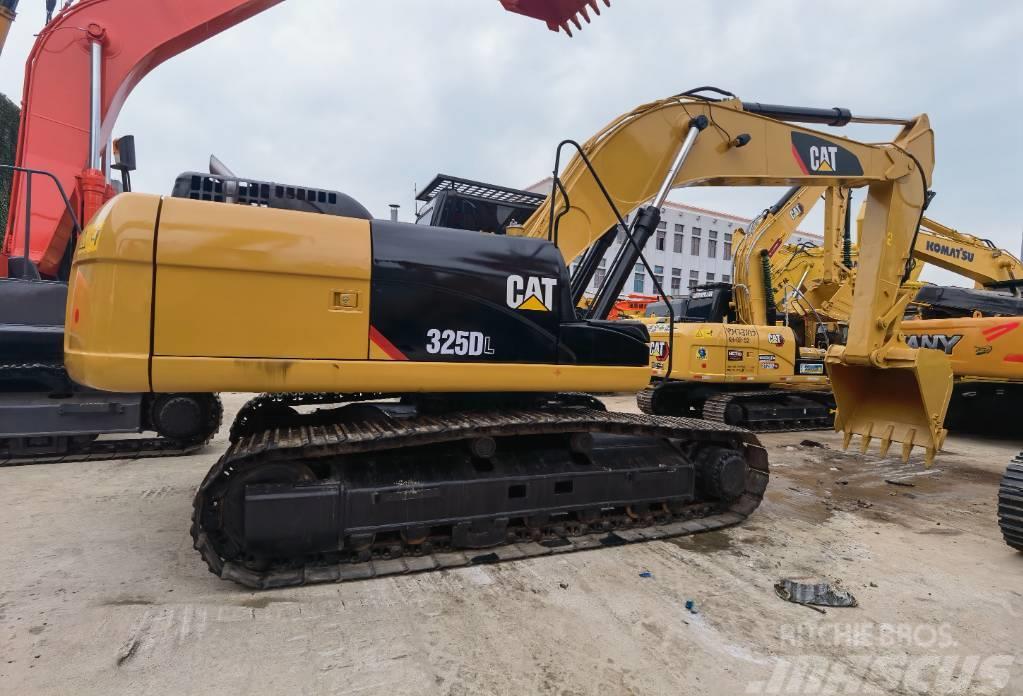 CAT 325 D L Crawler excavators