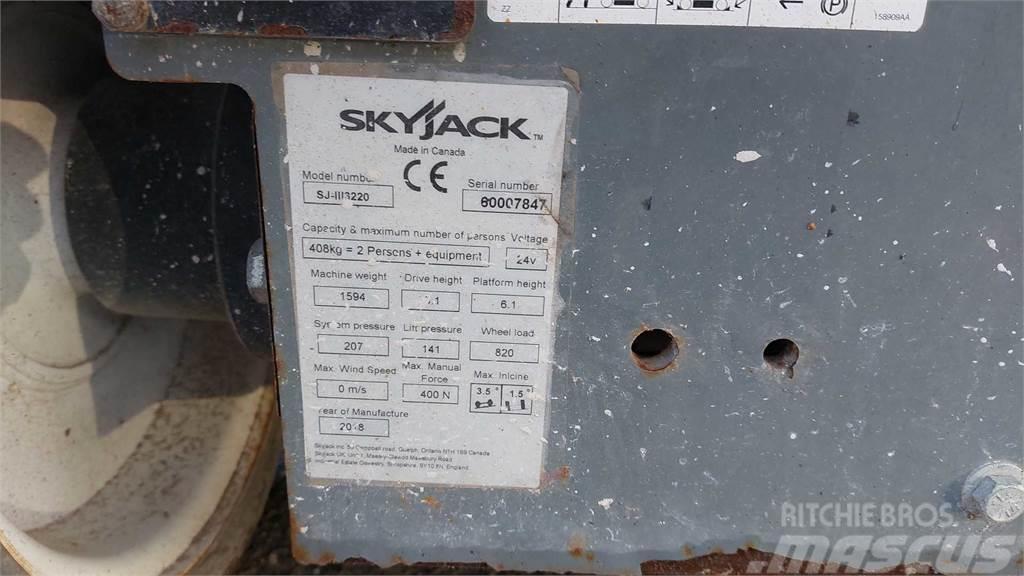 SkyJack SJIII3220 Škarjaste dvižne ploščadi
