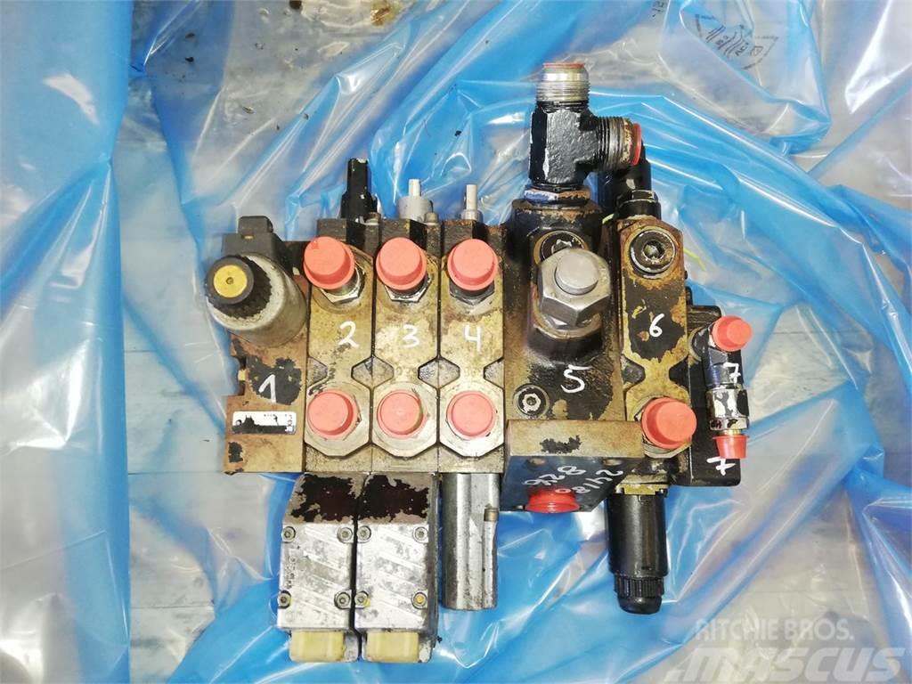 Massey Ferguson 8240 Remote control valve Hidravlika