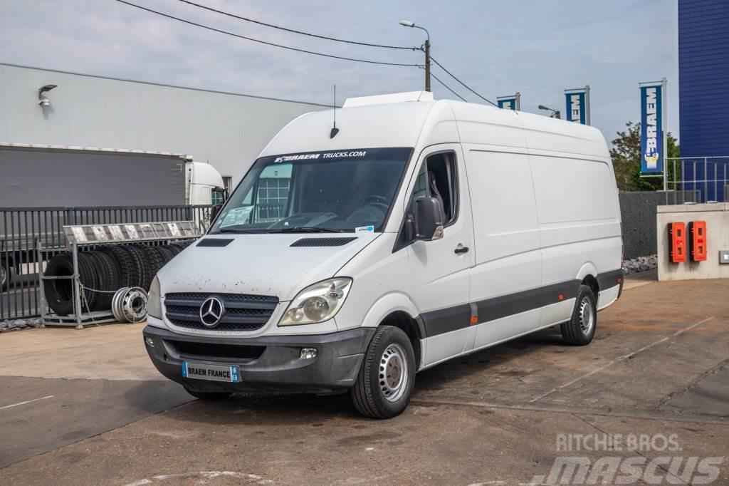 Mercedes-Benz 316 CDI+CAISSE POUSSINS Hladilna tovorna vozila