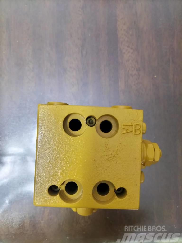 Komatsu PC200 valve assy 702-21-09147 Hidravlika